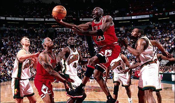 开云首页入口-1996-1966总决赛回望，湖凯恩怨开始，公牛王朝立威