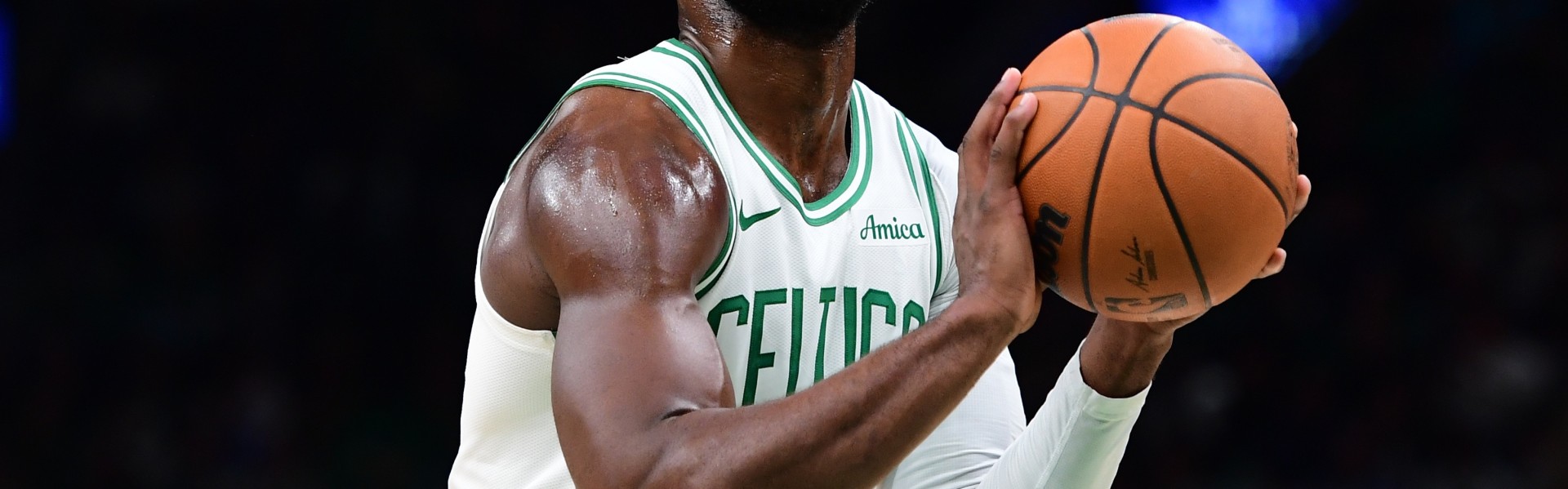 开云首页体验-绿军背靠背客战火箭 杰伦·布朗小概率出战 豪泽西蒙斯等4人缺阵