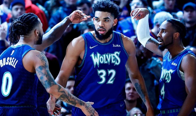 开云首页体验-明州爆发多起执法枪击案，唐斯：我与明尼苏达州人民站在一起